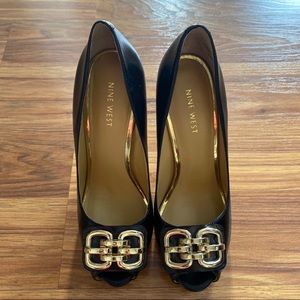Nine West leather peep toe heel